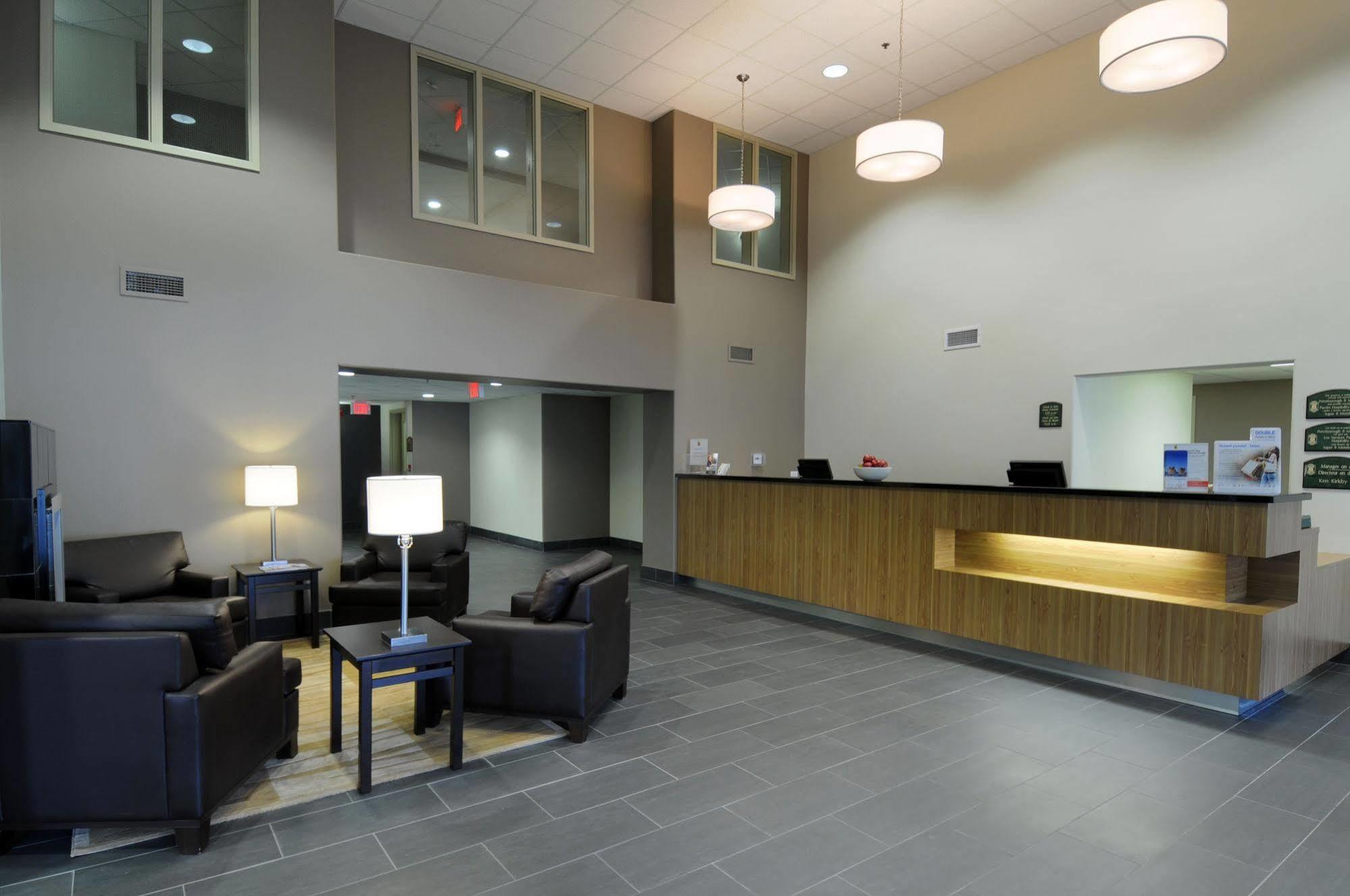 Super 8 By Wyndham Peterborough Hotell Interiør bilde