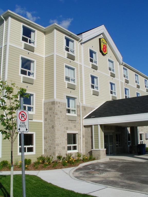 Super 8 By Wyndham Peterborough Hotell Eksteriør bilde