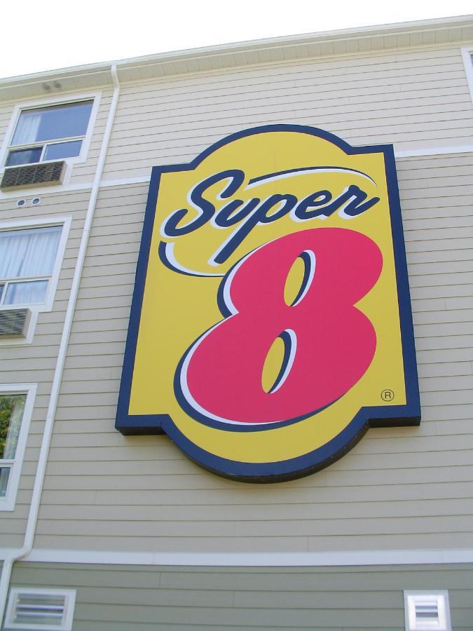 Super 8 By Wyndham Peterborough Hotell Eksteriør bilde